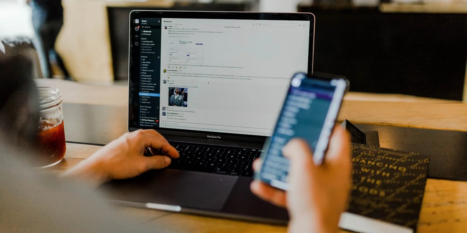 Email Marketing Analytics Dashboard mit Kampagnen-Performance-Metriken